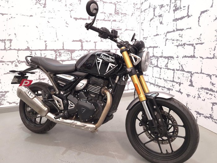 2025 Triumph Speed 400 Speed Four Black