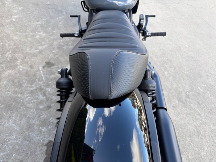 2023 Indian SCOUT ROGUE Grey