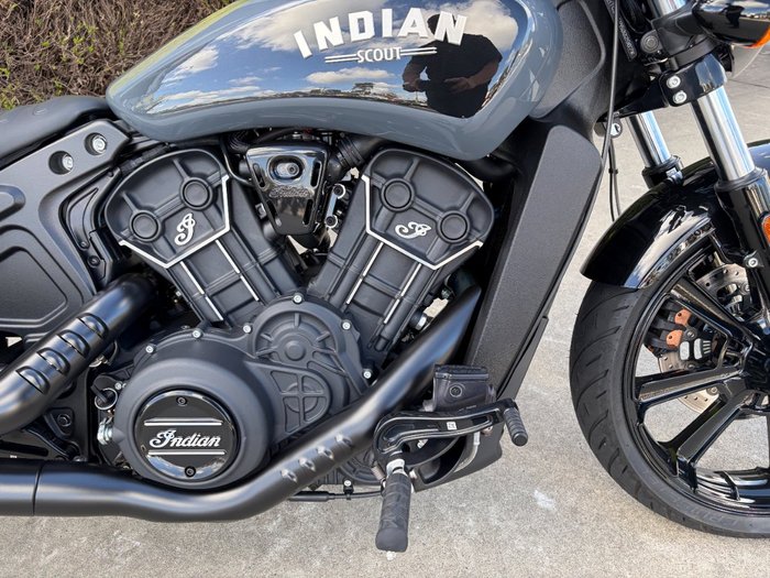 2023 Indian SCOUT ROGUE Grey