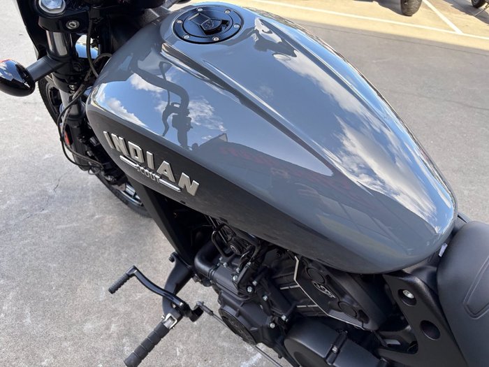 2023 Indian SCOUT ROGUE Grey