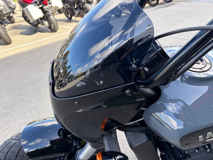 2023 Indian SCOUT ROGUE Grey