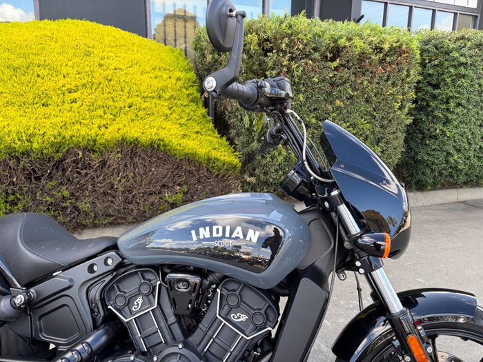 2023 Indian SCOUT ROGUE Grey