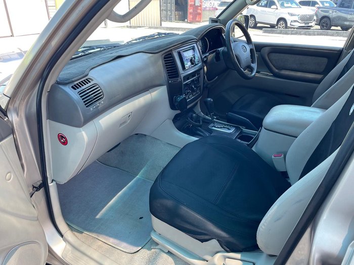 2005 Toyota Landcruiser GXL