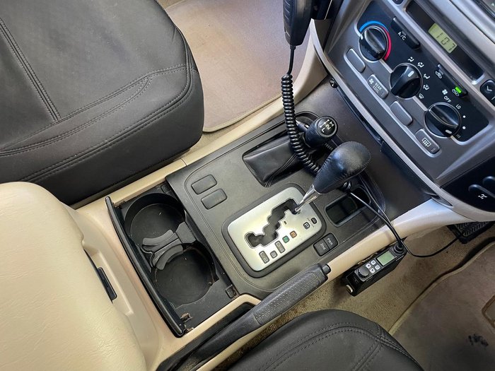 2005 Toyota Landcruiser GXL