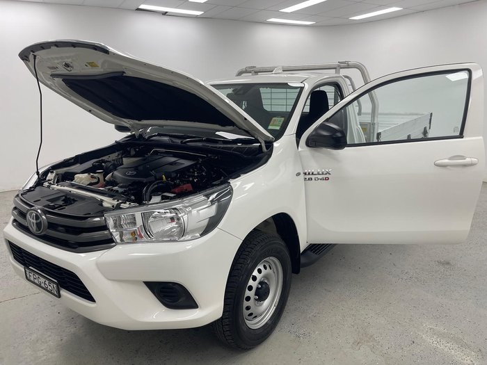 2024 Toyota Hilux SR GUN126R 4X4 Dual Range Glacier White