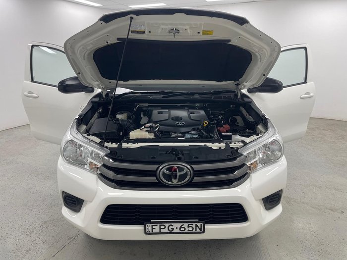 2024 Toyota Hilux SR GUN126R 4X4 Dual Range Glacier White