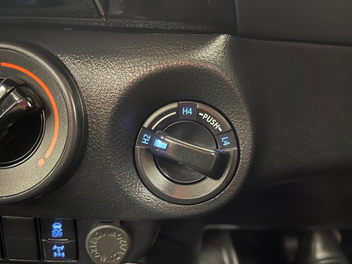 2024 Toyota Hilux SR GUN126R 4X4 Dual Range Glacier White