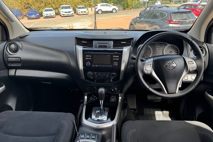 2016 Nissan Navara ST