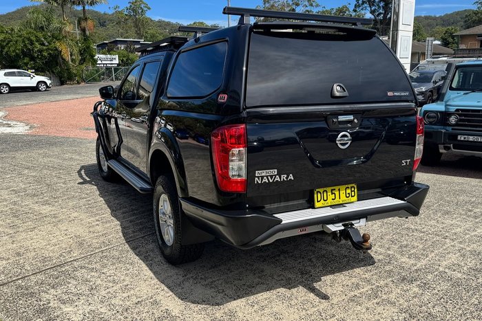 2016 Nissan Navara ST