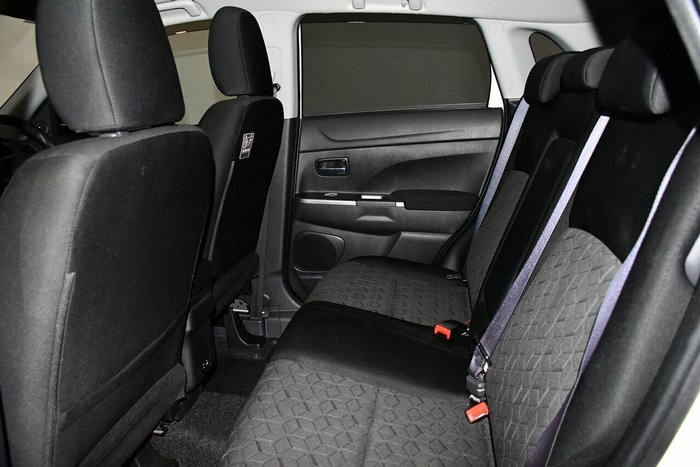 2023 Mitsubishi ASX LS