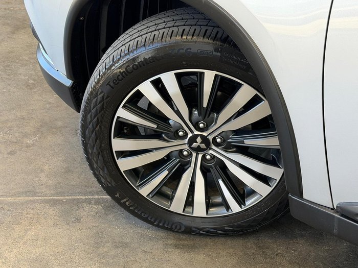 2020 Mitsubishi Outlander LS