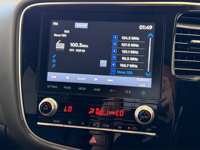 2020 Mitsubishi Outlander LS