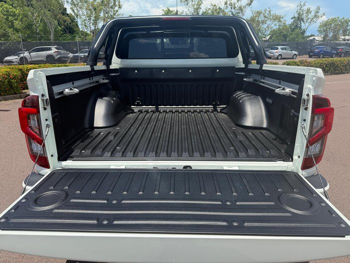 2025 Nissan Navara PRO-4X