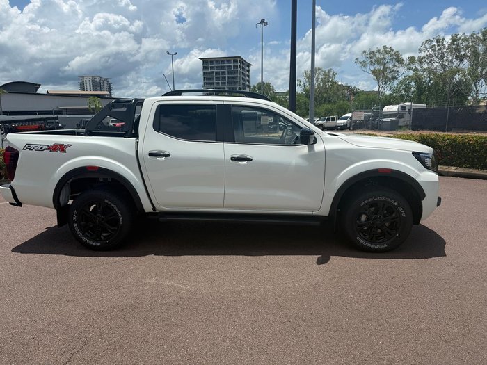 2025 Nissan Navara PRO-4X
