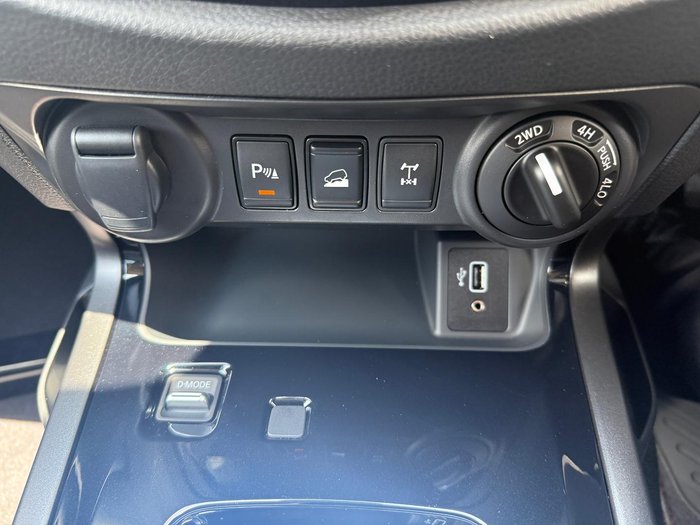 2025 Nissan Navara PRO-4X