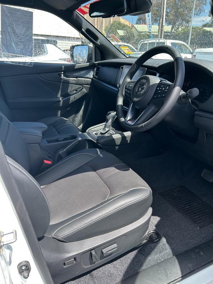 2025 Mazda BT-50 GT