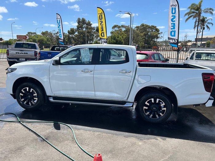 2025 Mazda BT-50 GT
