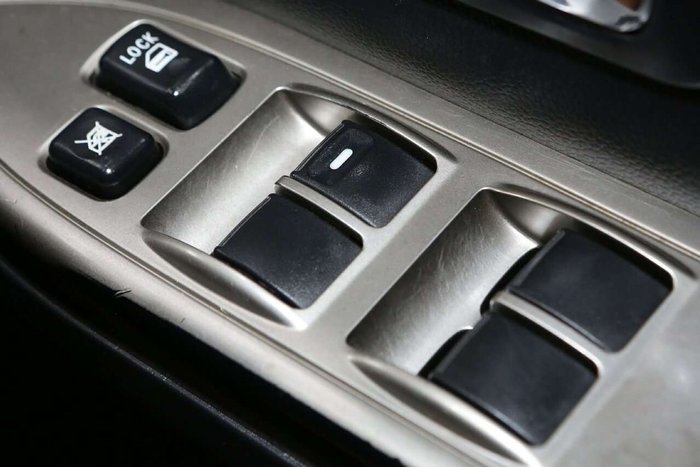 2019 Mitsubishi Pajero GLX