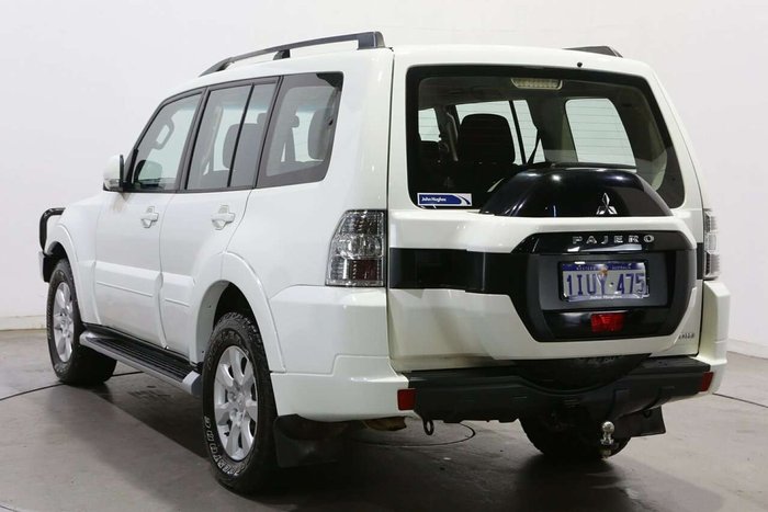 2019 Mitsubishi Pajero GLX