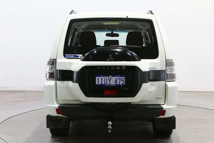 2019 Mitsubishi Pajero GLX