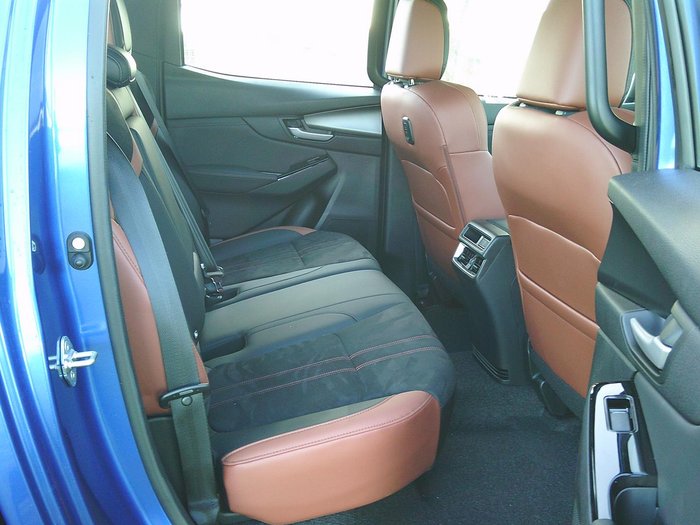 2025 Mazda BT-50 SP