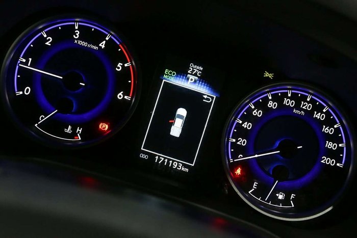 2016 Toyota Hilux SR5