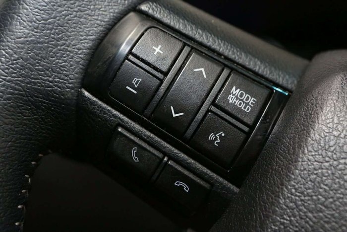 2016 Toyota Hilux SR5