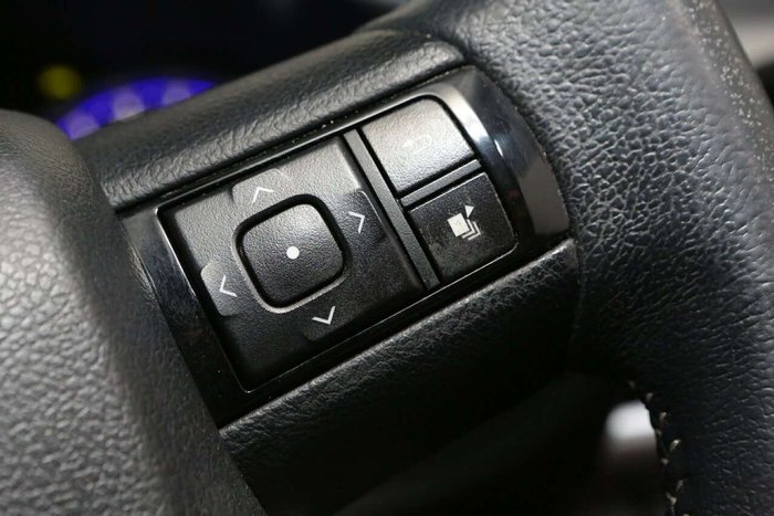 2016 Toyota Hilux SR5