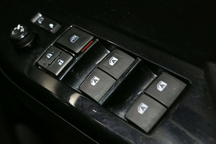 2016 Toyota Hilux SR5