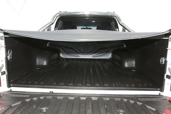 2016 Toyota Hilux SR5