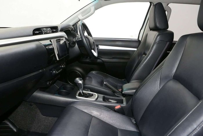 2016 Toyota Hilux SR5