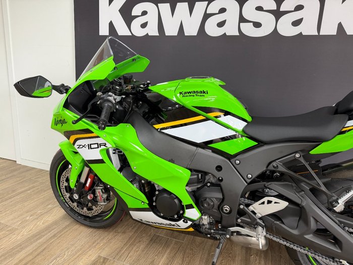 2025 Kawasaki NINJA ZX-10R GREEN