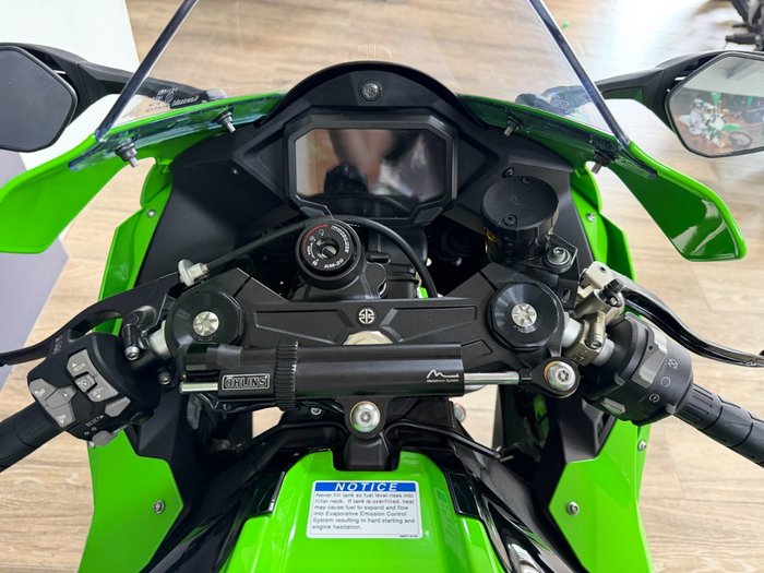 2025 Kawasaki NINJA ZX-10R GREEN