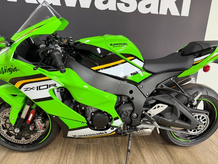 2025 Kawasaki NINJA ZX-10R GREEN