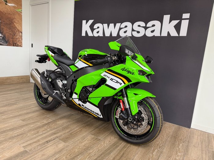 2025 Kawasaki NINJA ZX-10R GREEN