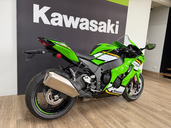 2025 Kawasaki NINJA ZX-10R GREEN