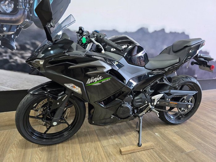 2024 Kawasaki NINJA 500 Black
