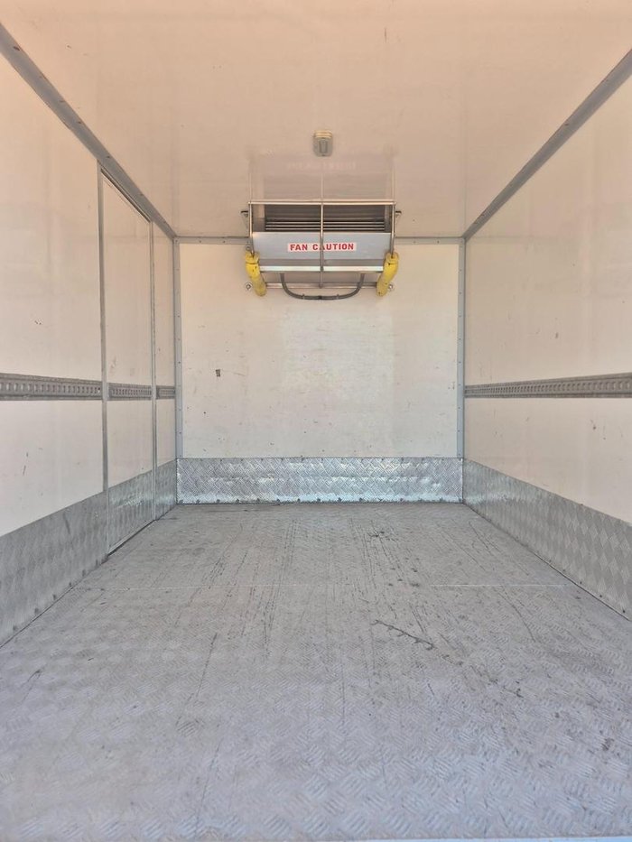 2011 Isuzu Nnr200 Car License 2 Pallet Fridge