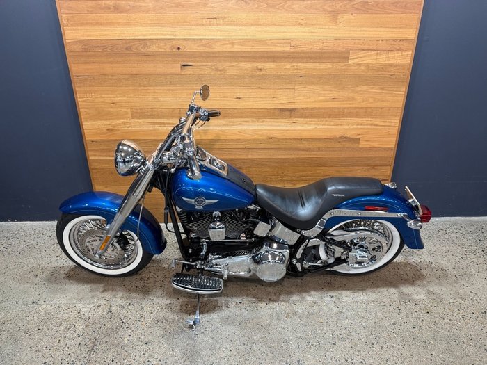 2005 Harley-davidson FLSTFI FAT BOY Blue