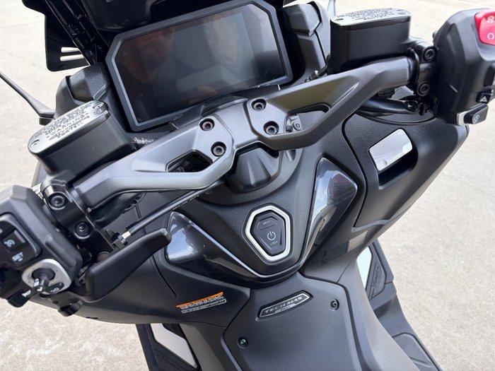 2023 Yamaha TMAX 560 (ABS)