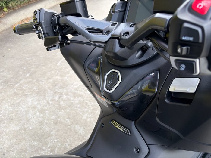 2023 Yamaha TMAX 560 (ABS)