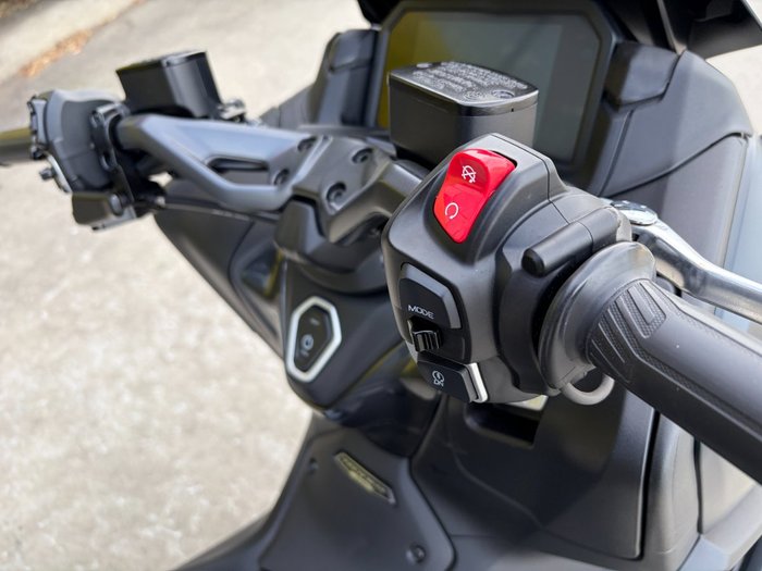 2023 Yamaha TMAX 560 (ABS)