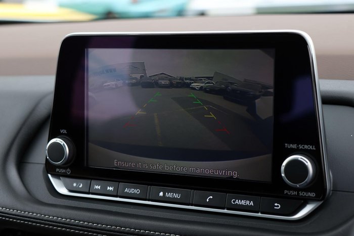 2025 Nissan X-TRAIL ST