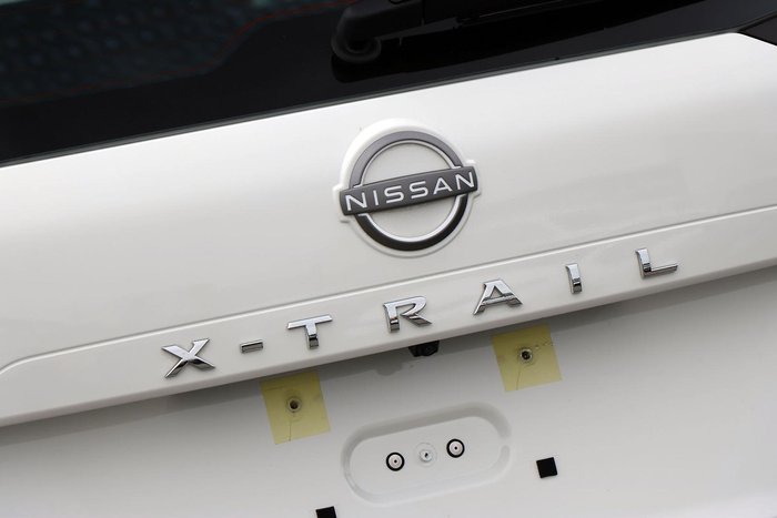 2025 Nissan X-TRAIL ST