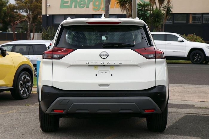 2025 Nissan X-TRAIL ST