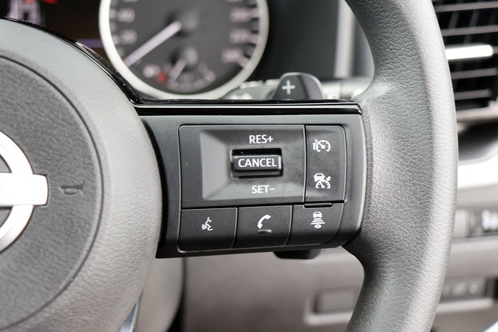 2025 Nissan X-TRAIL ST