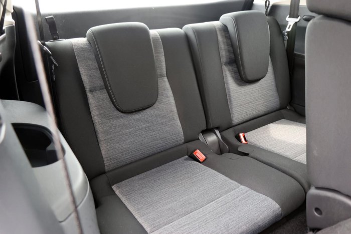 2025 Nissan X-TRAIL ST