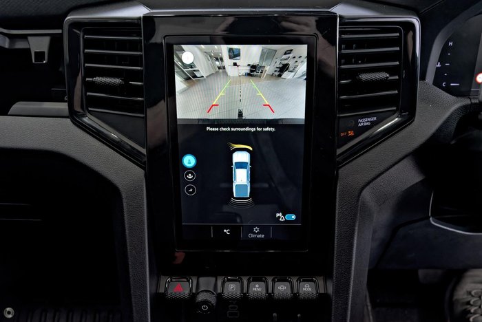 2025 Volkswagen Amarok TDI405 Core NF MY25 4X4 Dual Range Clear White