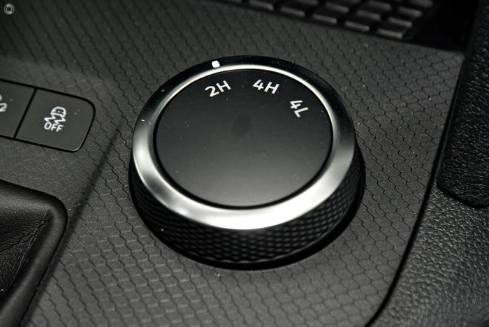 2025 Volkswagen Amarok TDI405 Core NF MY25 4X4 Dual Range Clear White