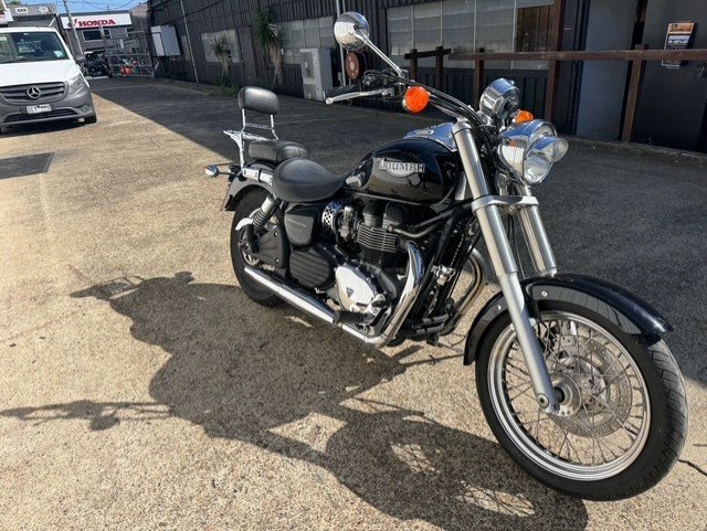 2006 Triumph AMERICA Black
